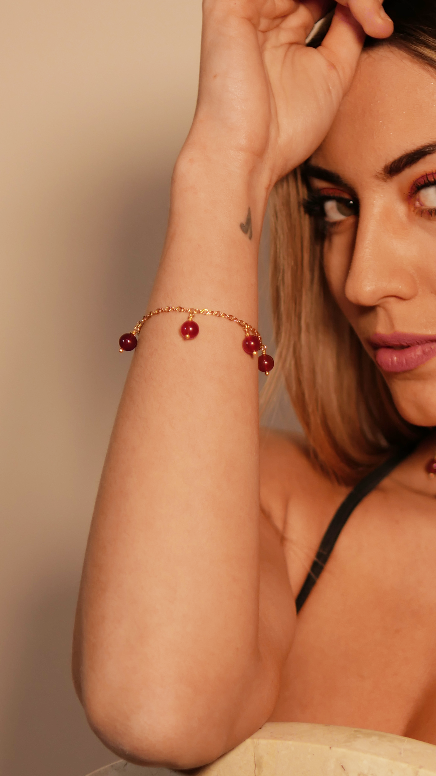 Sirius, Bracciale Corniola Acciaio Dorato