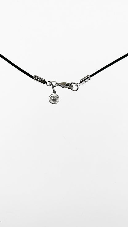 Draco, Collana corda e Sodalite